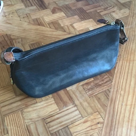 BRAHMIN TUSCAN COLLECTION BLACK LEATHER SHOULDER BAG - Picture 5 of 9